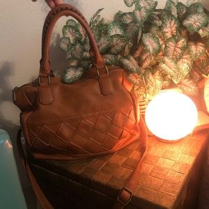 ** Darcy Marks London ** Leather Shoulder Bag